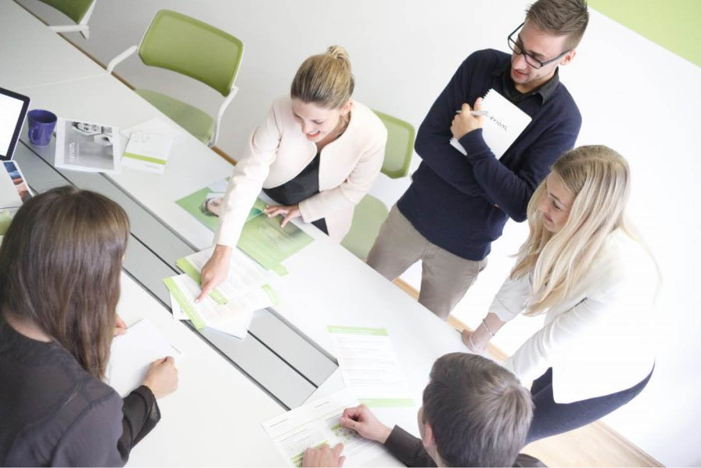 Neue Business Unit Strategy Consulting eviom Meeting